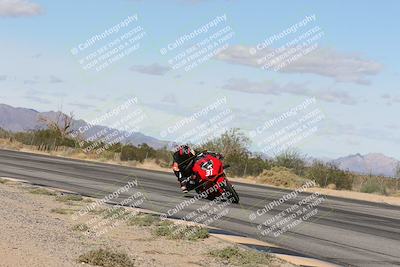 media/Nov-16-2025-Race Pace (Sun) [[8c5fa54630]]/Non Verified Riders (1st 20 Minutes)/3-Turn 3 Inside (11am)/